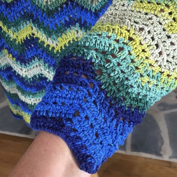 Handmade Crochet Women's Sweater Size L-XL - Picture 6 of 7